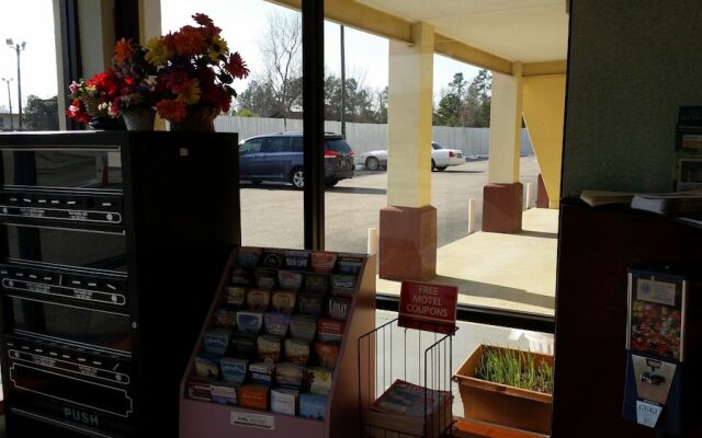 Economy Inn