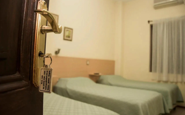 Hotel Argon