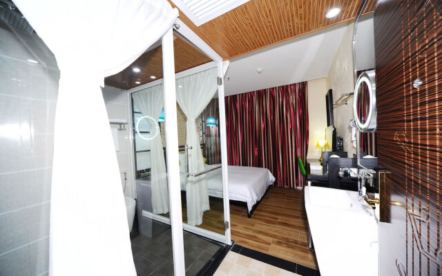 Jiang Yue Ming Shang Hotel