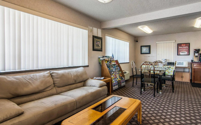 Econo Lodge Southeast Portland