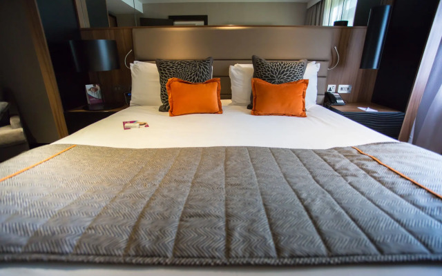 Crowne Plaza Gerrards Cross by IHG