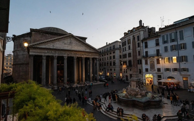 Wonder Balcony Morgana