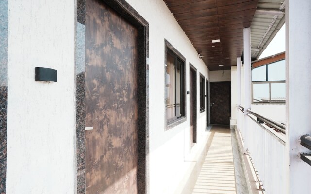 Hotel Sai Executive Near Holy Cross Church Mahabaleshwar