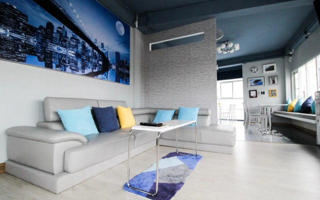 The Moon Hostel Hua Hin