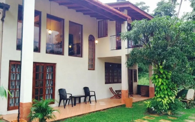 Riverside Kandy - Home Stay