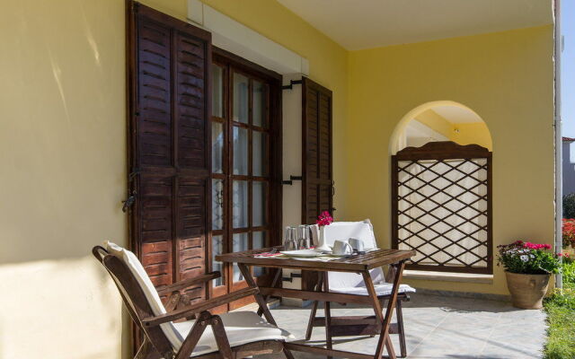 Albouro Seafront Apartments