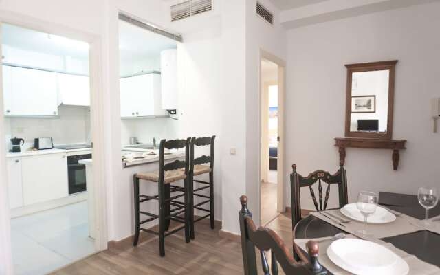 Alameda's Pearl with parking