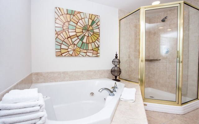 Crb0708 2 Bedroom Condo