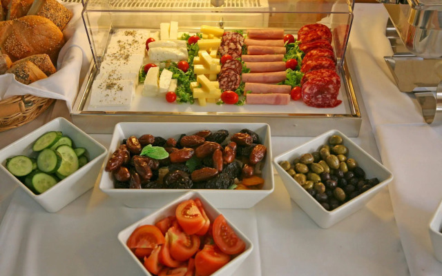 Elena Boutique Residence