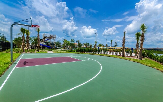 Pool Townhome 5mi to Disney Free Waterpark!