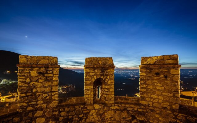 Castello Orsini Hotel