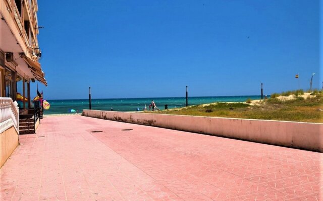 034 Retro Beach House - Alicante Real Estate