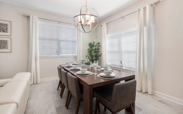 8931 SD - Pet-friendly 5BR Retreat: Private Pool