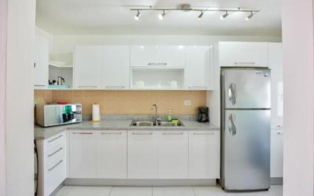 Beautiful Beachfront 2-Bdr Apt D301