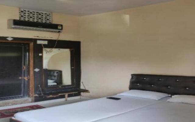 SPOT ON 80821 Hotel Laxmi Vilas