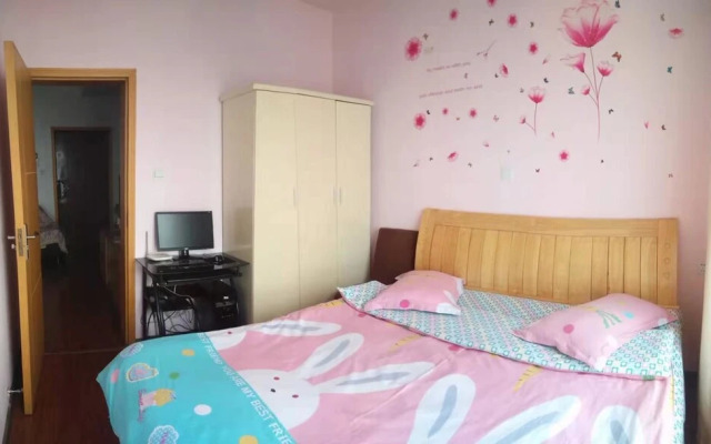 Apple Apartment