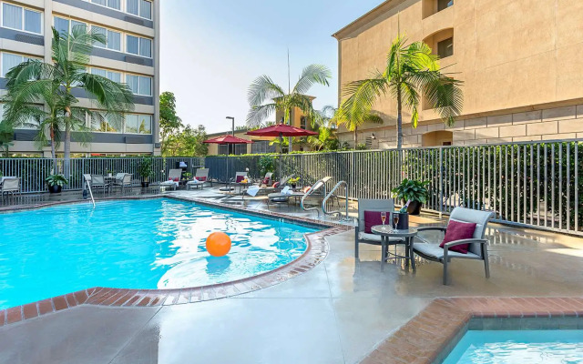 ALO Hotel by Ayres, Orange