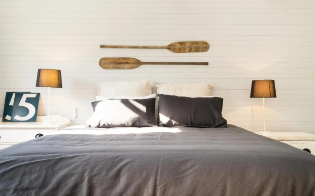 The Oar House – Guest Rooms – Metung