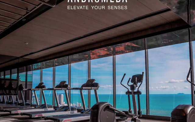 35th Floor Sea View Beauty