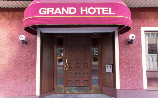 hotelImage