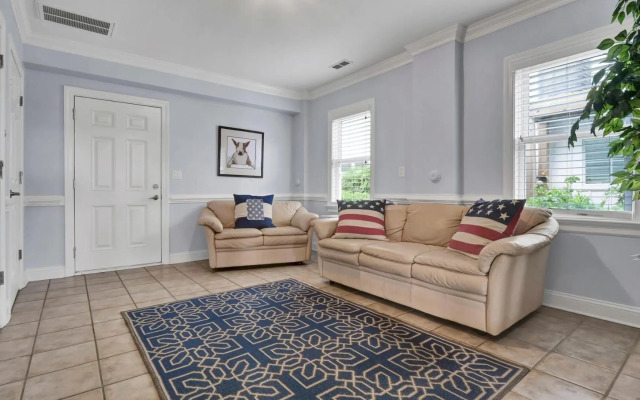 Salty Dog by Sea Scape Properties