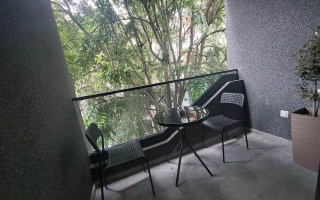 Executive Suites by Modern Living