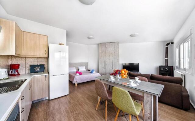 Nefeli and Myrto Apartments