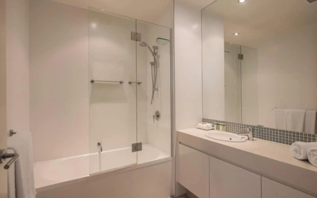 White Shells Luxury Apartments