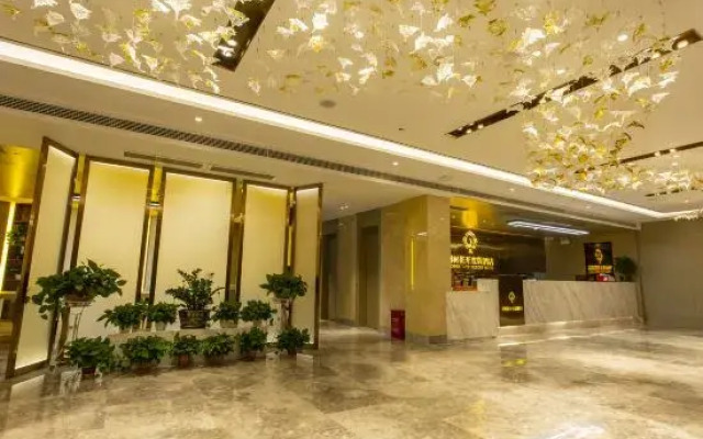Phoenix Tree Resort Hotel