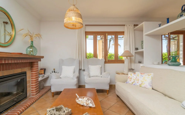 Can Pilos in Inca With 3 Bedrooms and 2 Bathrooms