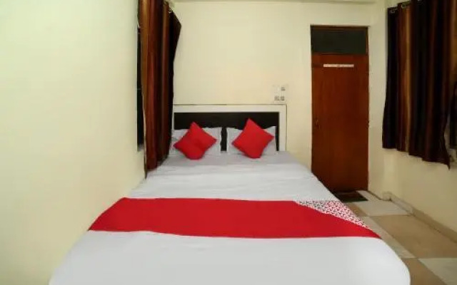 OYO 24714 Leela's Guest House