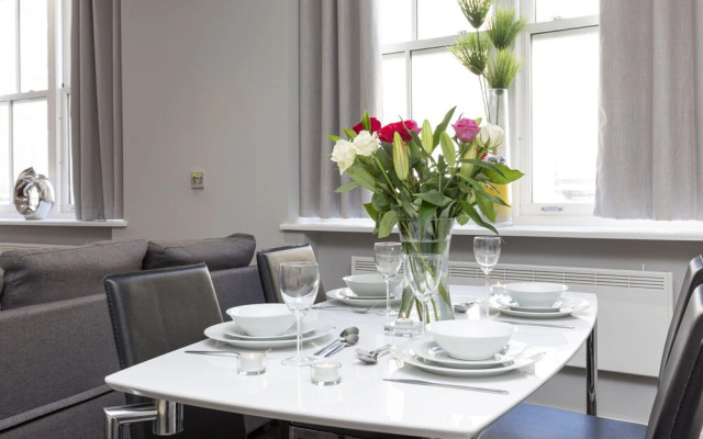 Deluxe Central City of London Apartments - Liverpool Street