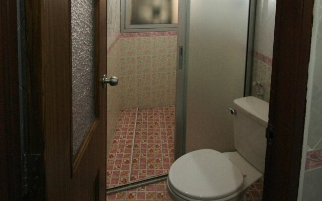 Rose Garden Hotel
