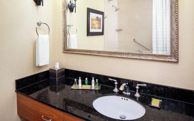 DoubleTree by Hilton Cleveland East Beachwood