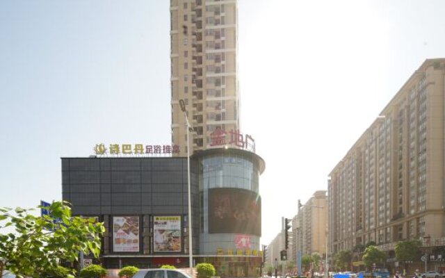 L Zhixuan Hotel Apartment (Zhongshan Blue Sky Golden Land)
