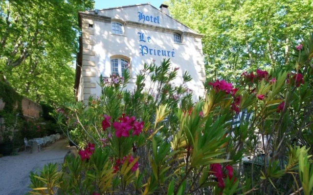 Htel Le Prieure