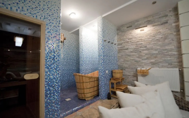 Deluxe Hotel «Купава»