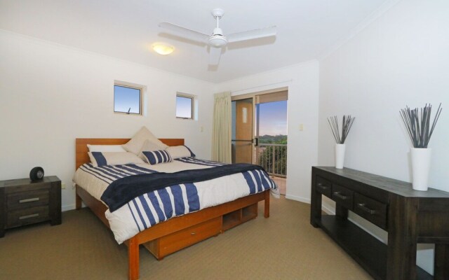 Pacific Royale Penthouse 311