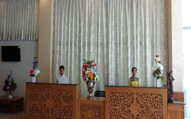 Royal Khattar Hotel