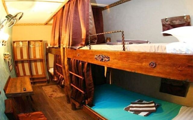 Хостел Sunrise Caravan Stay