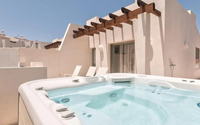 Bentor 3-1 PENTHOUSE JACUZZI POOL VIEW 3B