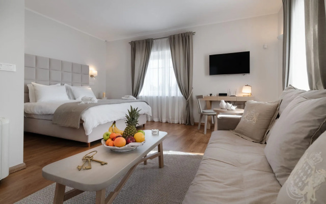 Porto Vecchio Luxury Suites