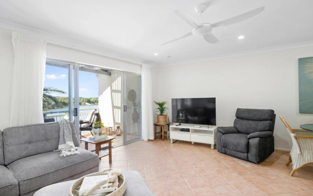 Sunrise Cove Holiday Apartments