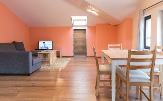 FM Premium 2-BDR Apartment - Spacious Loft