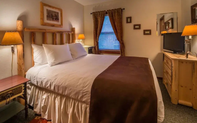 Franciscan Lakeside Lodge