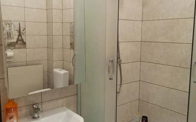 Luxury for Business & Pleasure Royal