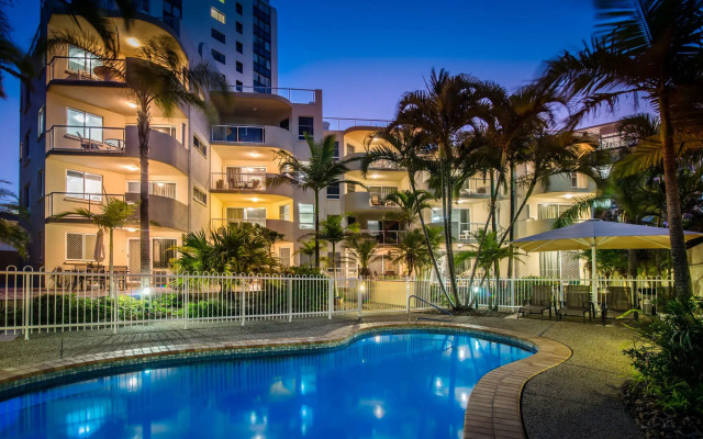 Burlington Holiday Apartments