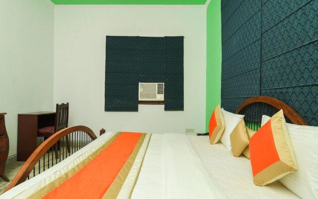 OYO 15625 Royal logix