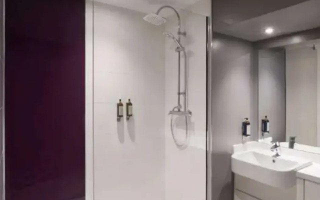 Premier Inn London Tooting Hotel