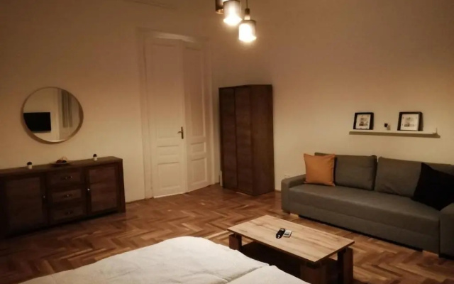 Luxury new cozy flat at Dob street nearby Gozsdu court
